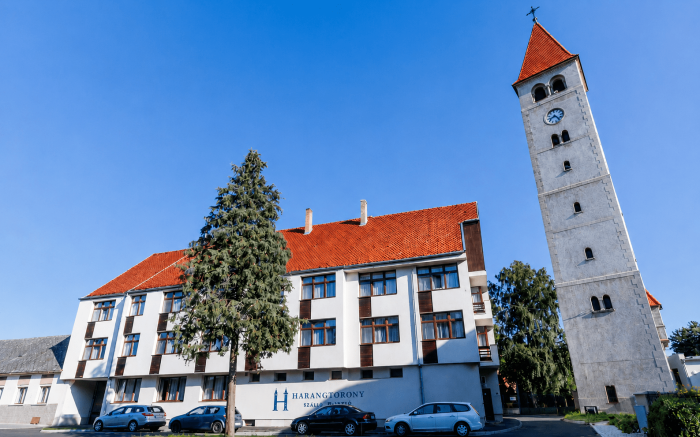 Harangtorony szálló