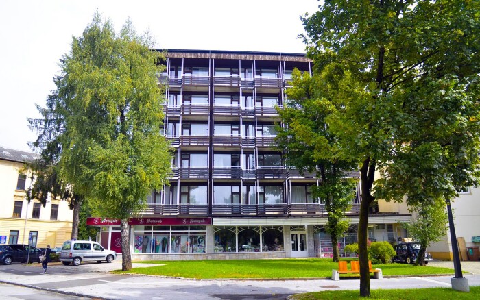 Hotel Grajski dvor ***