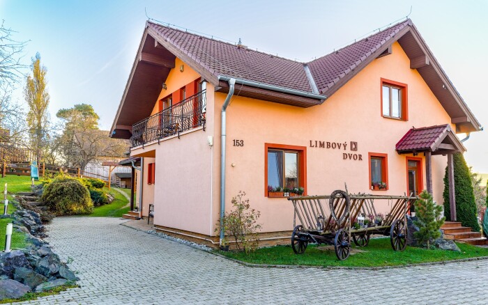 Limbový dvor