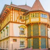 Zamek Luhačovice i park zamkowy