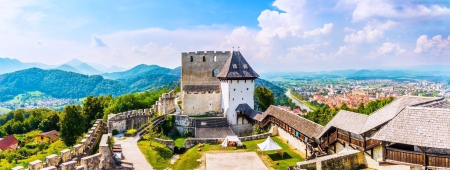 NAJ w Słowenii: 8 NAJ tajemniczych słoweńskich zamków, które oczarują Cię pięknem