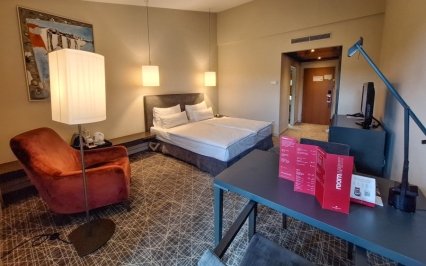 Osobiście zweryfikowano: Recenzja pobytu w Hotelu NH Collection Prague **** z drinkiem powitalnym i kolejką linową